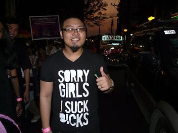 Sorry girls I suck dicks_.jpg